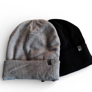 London Fog Gray and Black Beanie Set